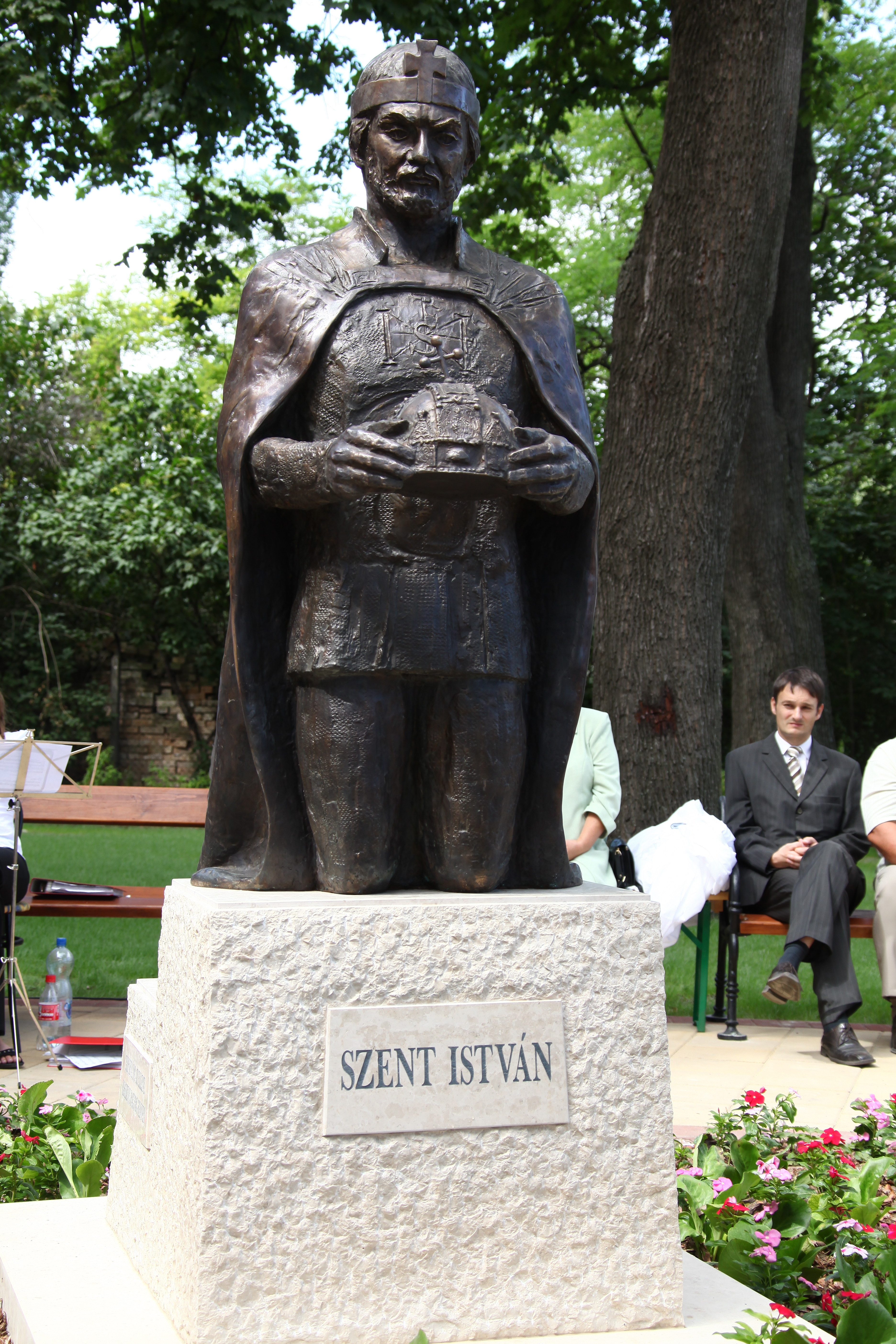 A Szent István - szobor avatása 2010. augusztus 20-án