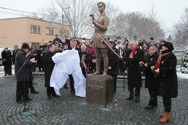 Petőfi Sándor szobrának avatása 2013. március 15-én